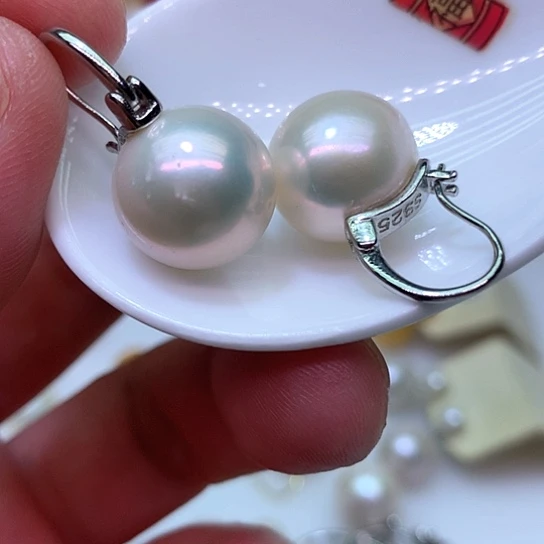 银S925镶嵌淡水珍珠耳饰