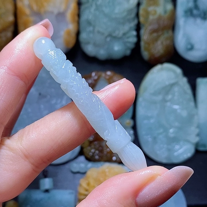 定制翡翠未镶嵌翡翠