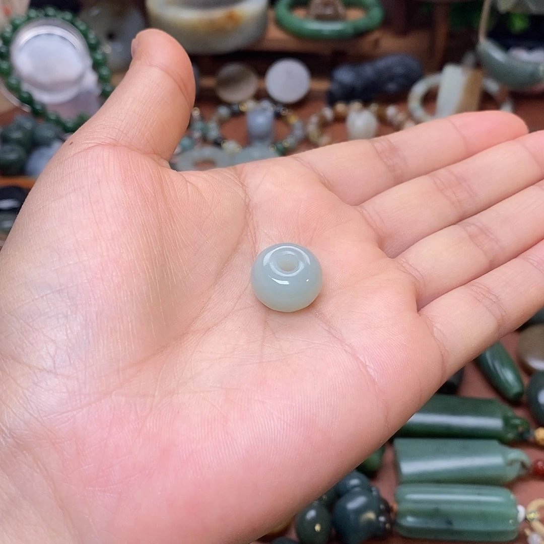 加***.和田玉未镶嵌颈饰