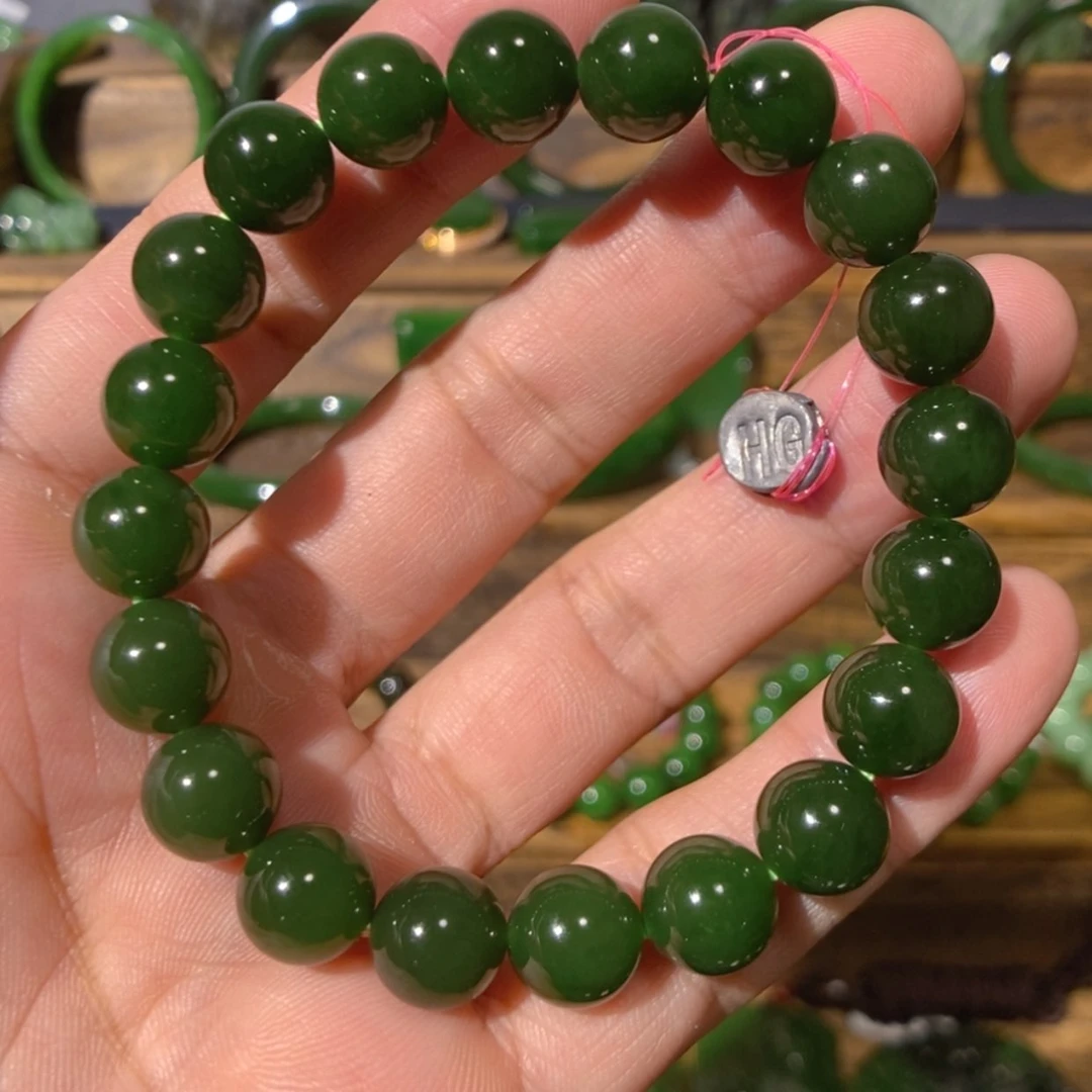 【闪购商品】吊坠(不含链)未镶嵌和田玉俄七红皮菠菜绿手串10