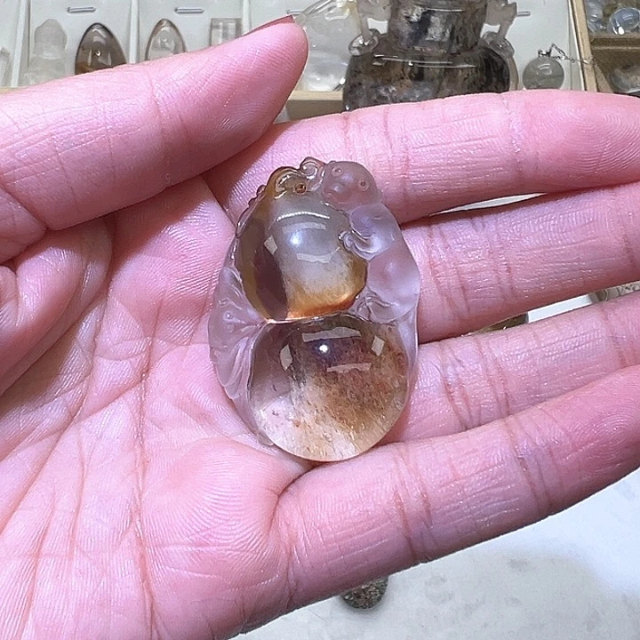 未镶嵌吊坠(不含链)水晶米*