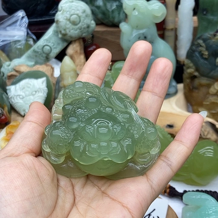 岫玉未镶嵌手把件