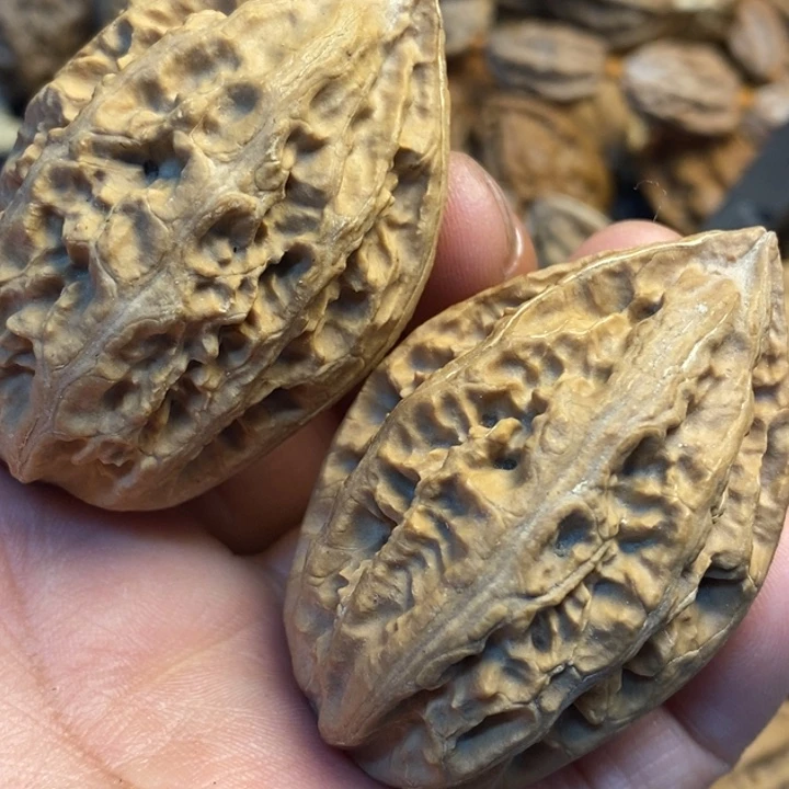 文玩核桃吊坠马力225