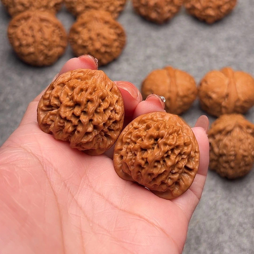 把件文玩核桃?*?精品野生秦闷狮子头35.5全品