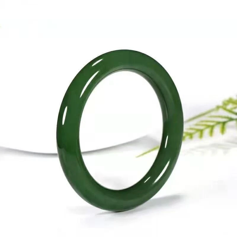 《一级菠菜绿》多样性发其一
