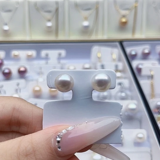 银S925镶嵌耳饰淡水珍珠