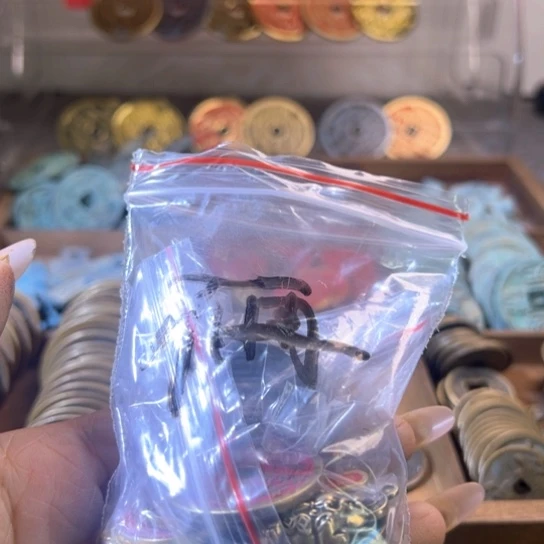 不**待现代工艺品现代工艺品