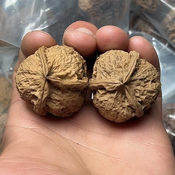 把件文玩核桃5号三楞37尺