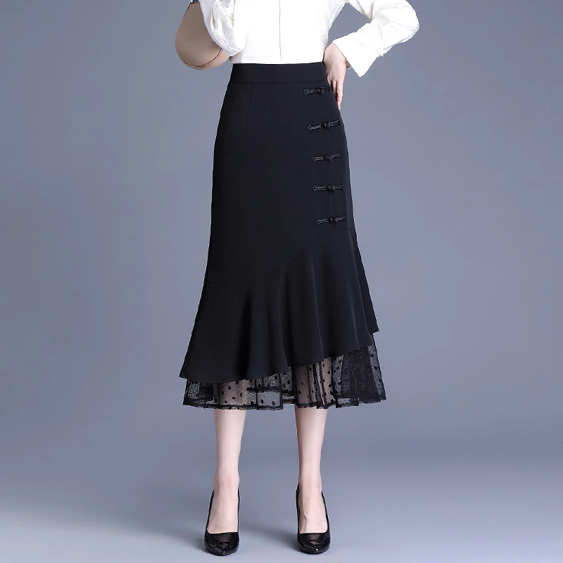 拉夏贝尔盘扣复古包臀半身裙女2025春季新款设计感网纱边鱼尾裙子