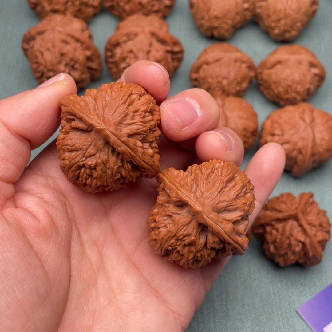 把件文玩核桃38全品三角疆