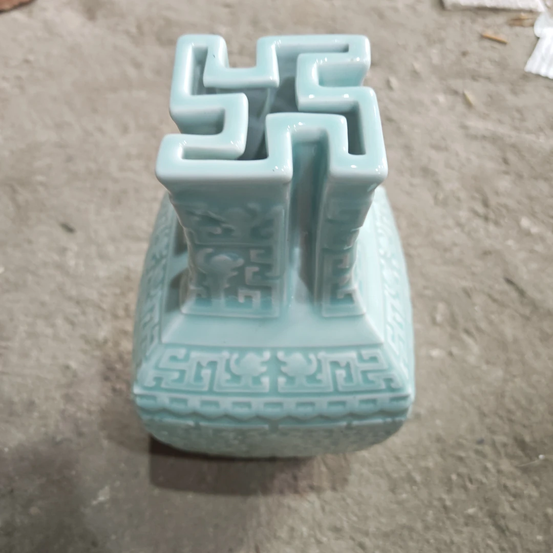 【景德镇】高温陶瓷，CY青四方瓶