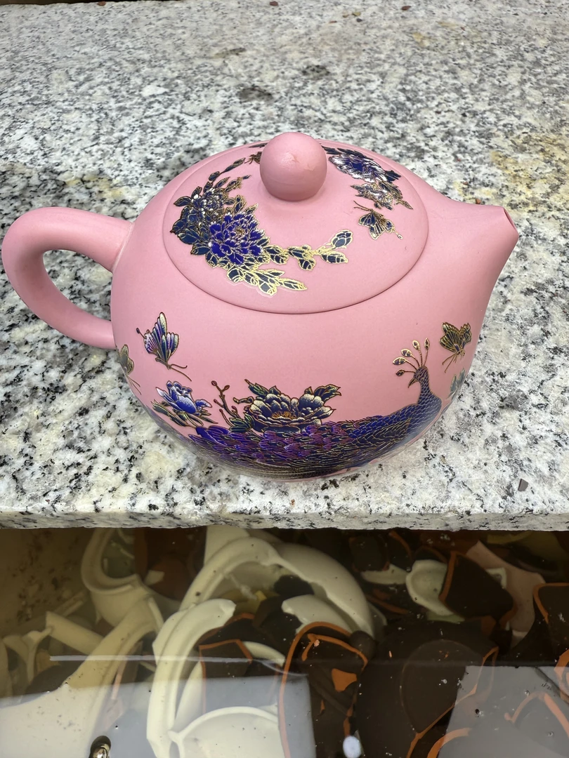 粉泥凤鸣孔雀牡丹西施壶