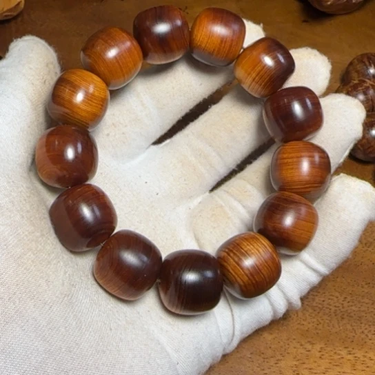 柏木（崖柏）路*全陈化老料把件串