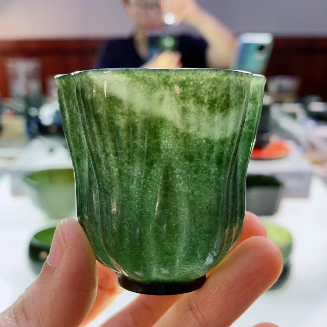 未镶嵌和田玉（青玉）摆件白菜