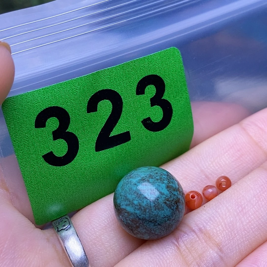 未镶嵌南红玛瑙珠宝奇石