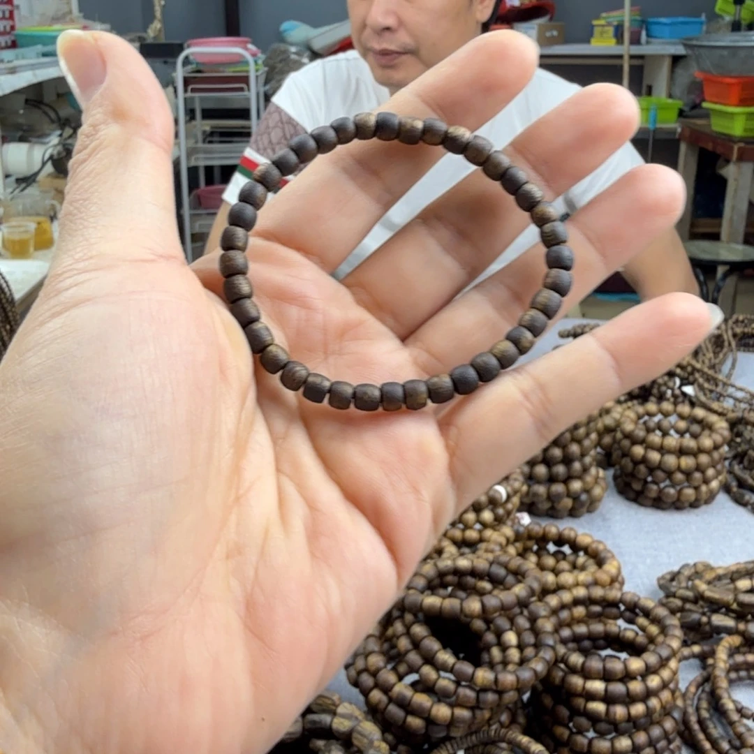 沉香沉香碎屑04小古珠九九沉2克