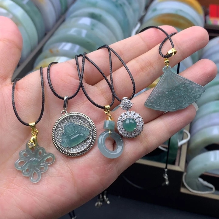 颈饰未镶嵌翡翠多样性发一件