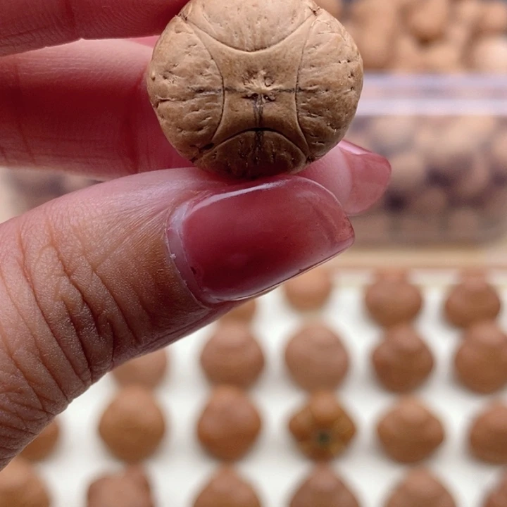A***运凤眼菩提吊坠麒麟