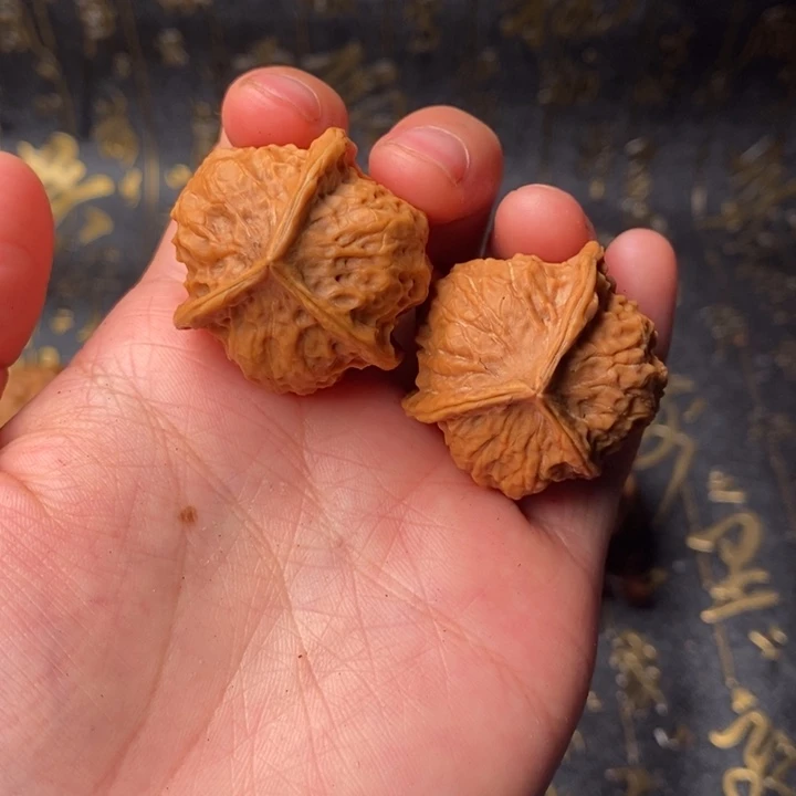 吊坠文玩核桃铁核桃10