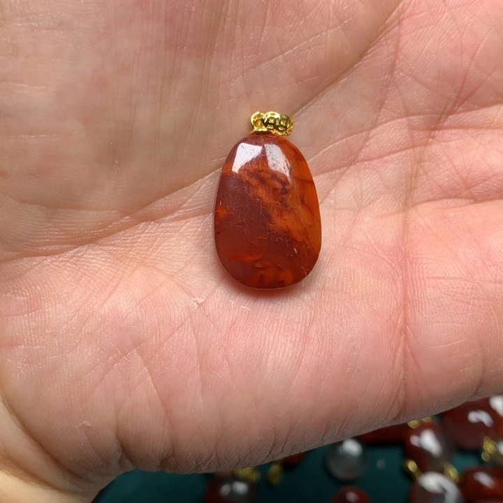 南红玛瑙吊坠(不含链)银S925镶嵌心*