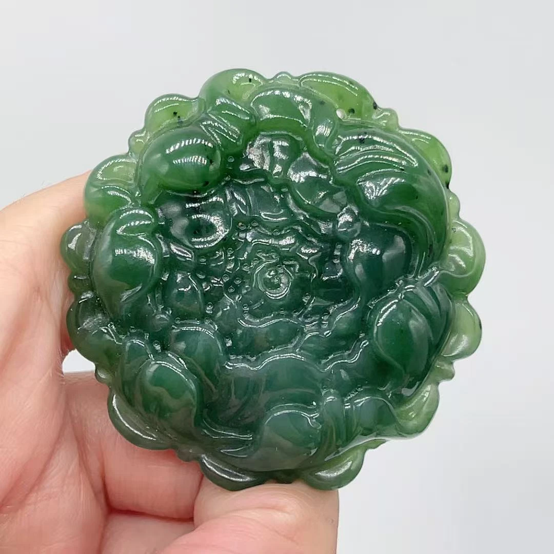 【玉美人曌璞阁】精品和田碧玉牡丹花吊坠约卡51（多样性发一）