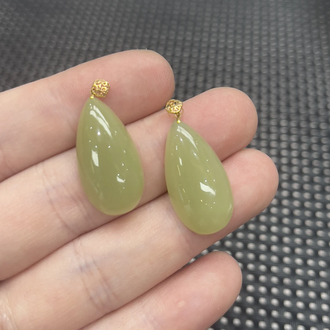 【弘予盛】18K金镶和田玉水滴吊坠 24*13*6【多样性发1件】