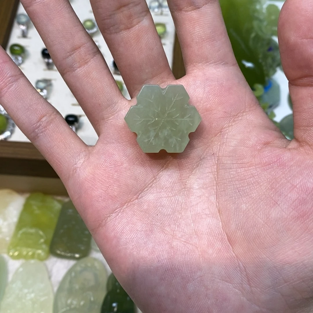 岫玉未镶嵌吊坠(不含链)两单包邮