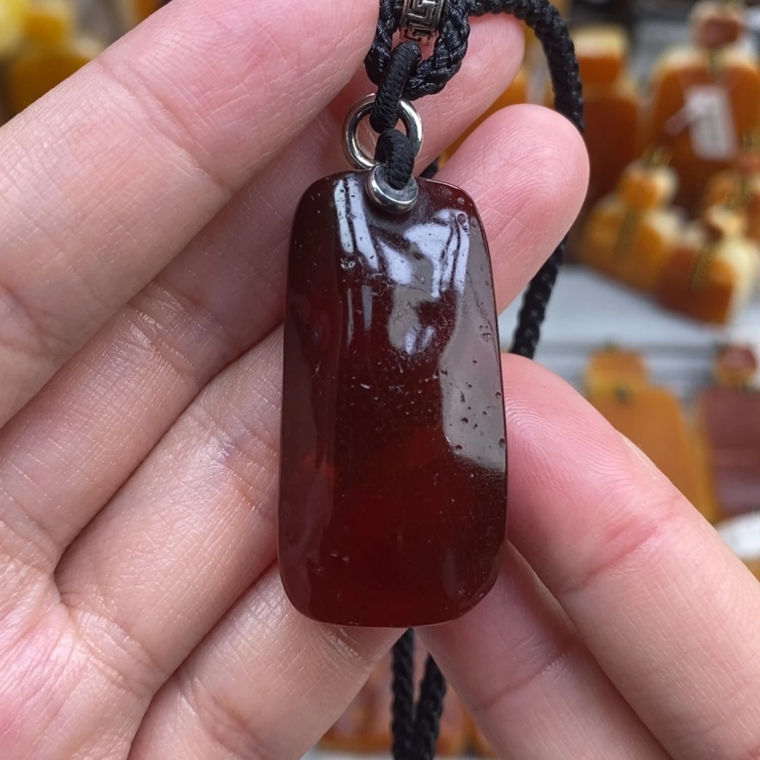 蜜蜡未镶嵌珠宝奇石