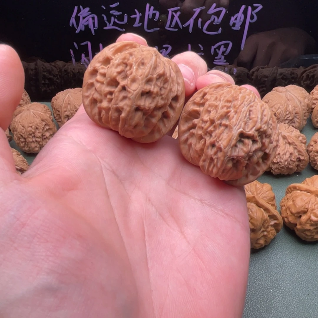 核桃把件40全品无药红皮磨盘