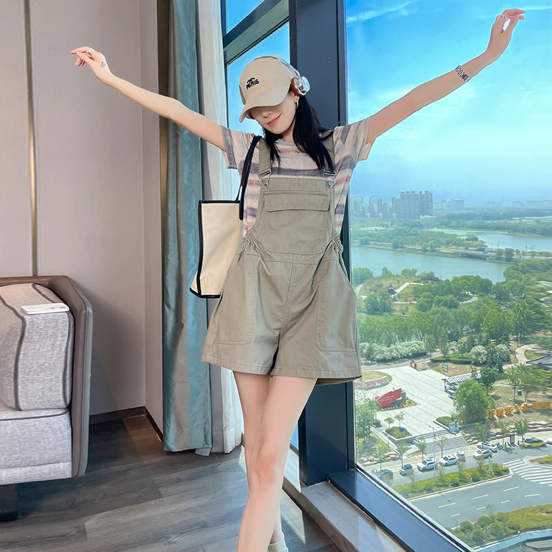 减龄工装牛仔背带短裤女夏季薄款2025年新款宽松显瘦连体阔腿短裤