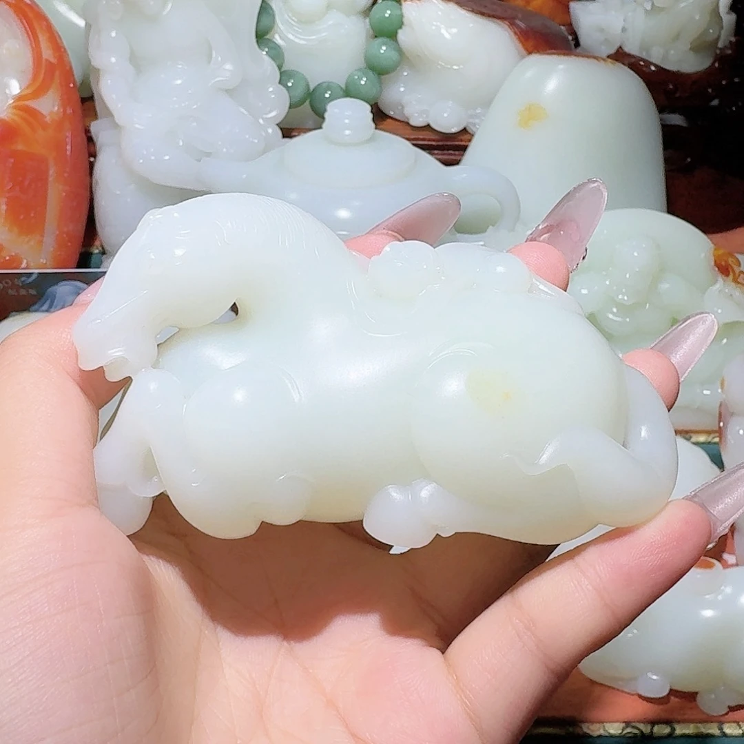未镶嵌和田玉把件