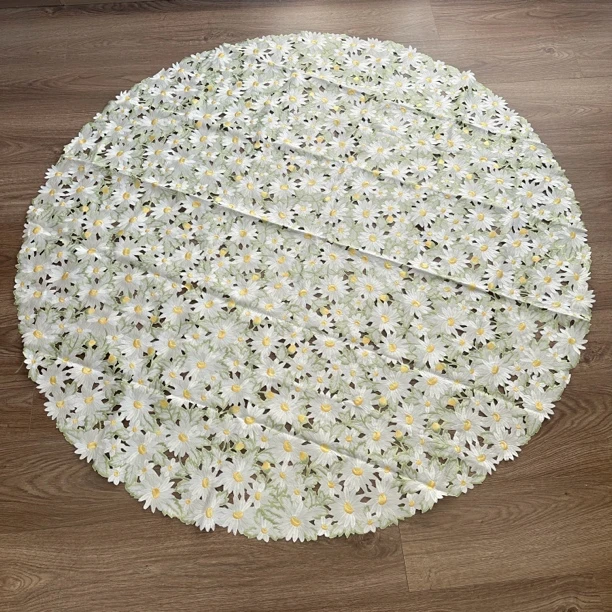 H1589 小雏菊刺绣布艺圆桌布，尺寸约：150cm