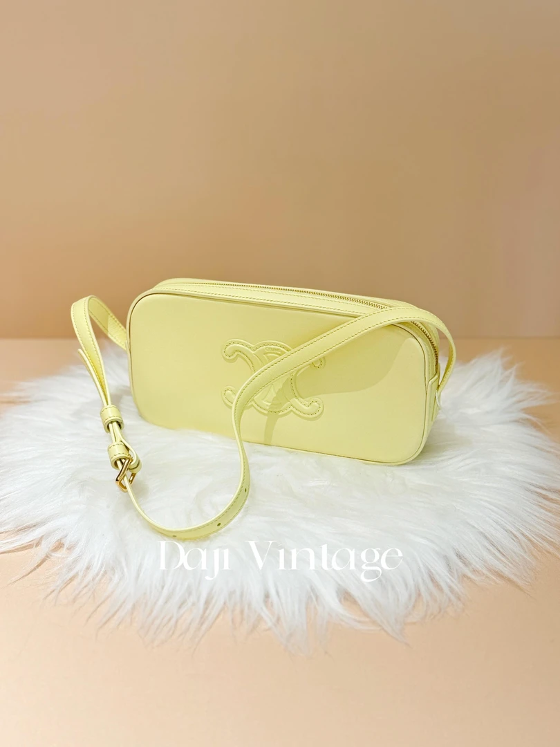 95新 Celine/思琳 大吉中古/Celine瑟琳凯旋门柔黄色单肩包