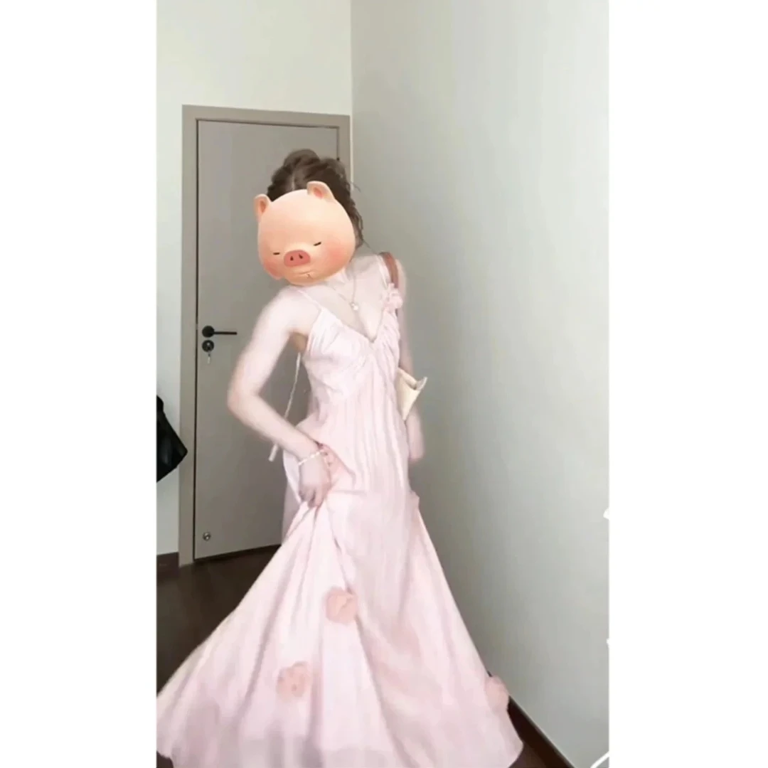 法式绝美气质仙气吊带连衣裙女装2025夏季新款度假风花朵粉色长裙