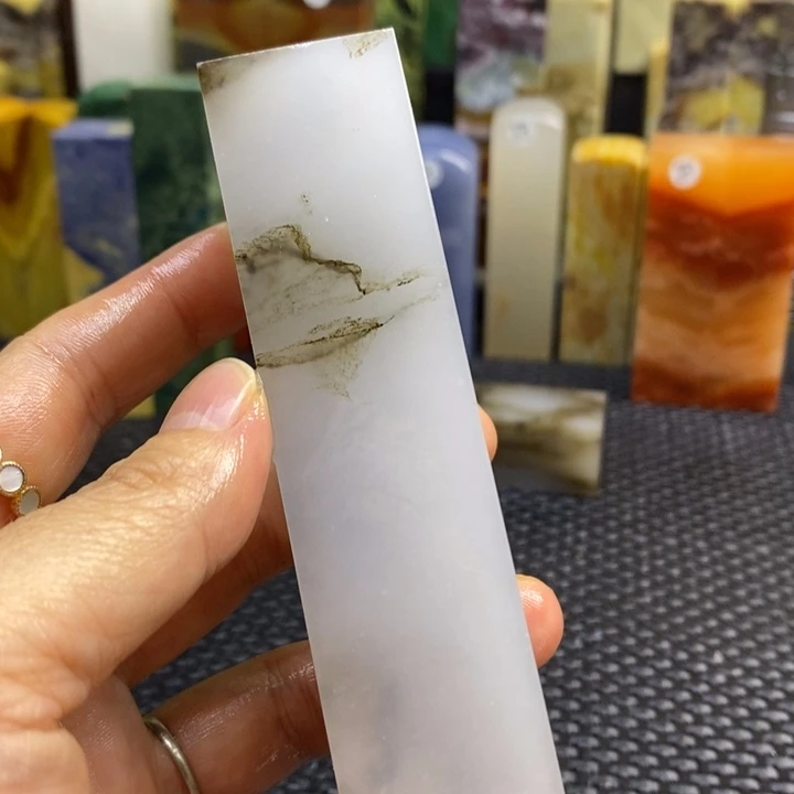 南美石踽**学青田石印章石