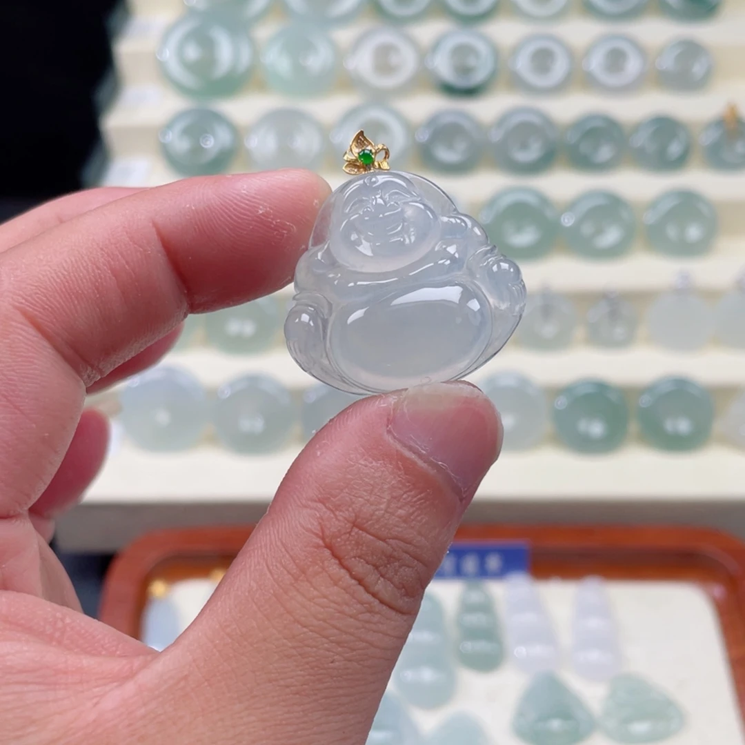 翡翠18K金镶嵌颈饰5677764456788