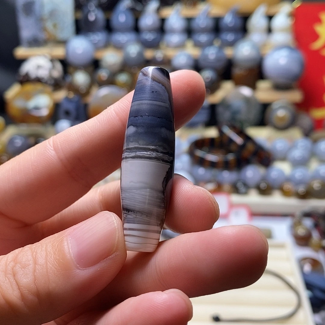 未镶嵌颈饰玛瑙/玉髓精品