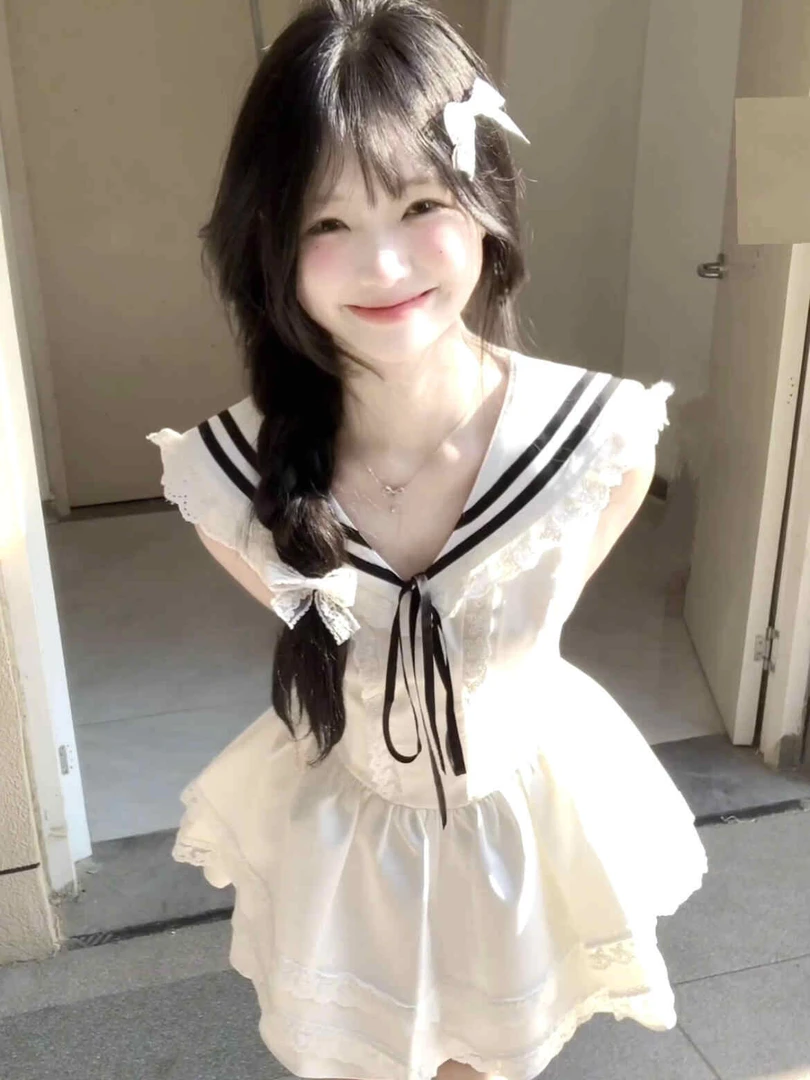 法式学院甜辣海军风蓬蓬短裙女夏季新款少女白色连衣裙甜美连衣裙