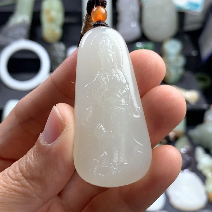 和田玉未镶嵌颈饰