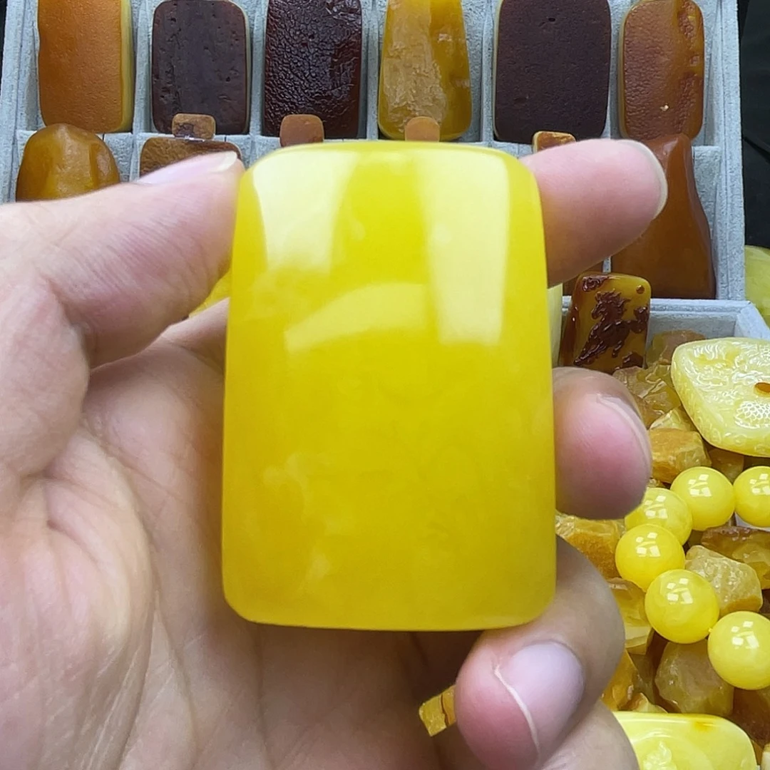 定制蜜蜡未镶嵌牌子