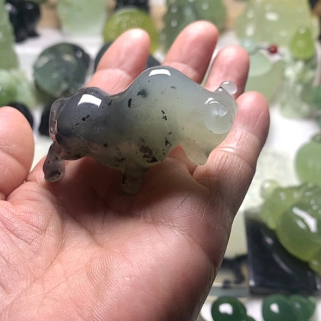 【闪购商品】蛇纹石玉未镶嵌颈饰