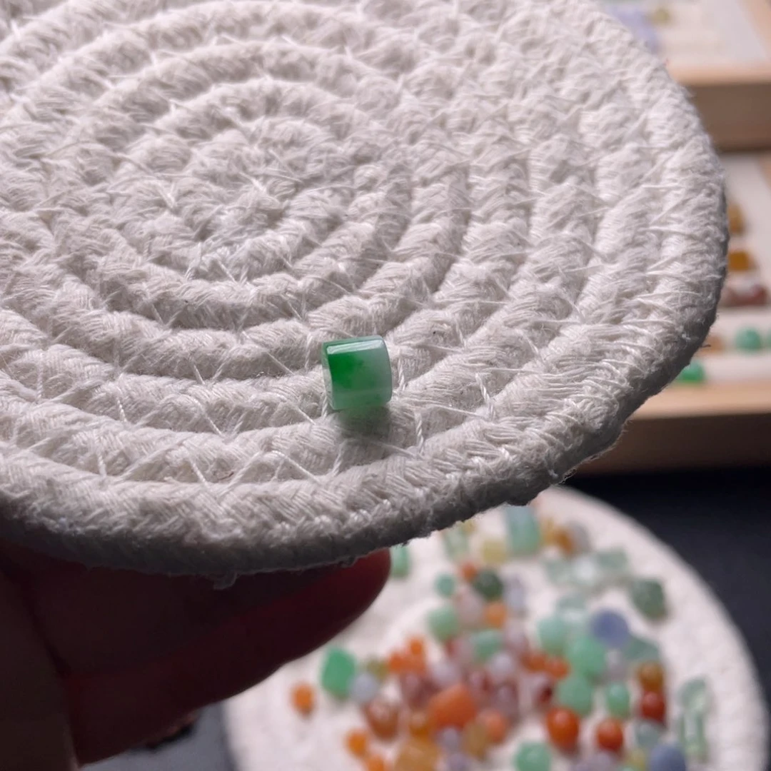 未镶嵌手链翡翠绿桶卡6,6