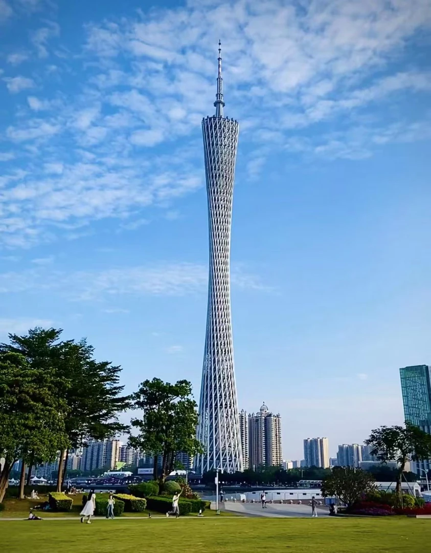 高端轻奢时尚臭上衣蓝白翻领