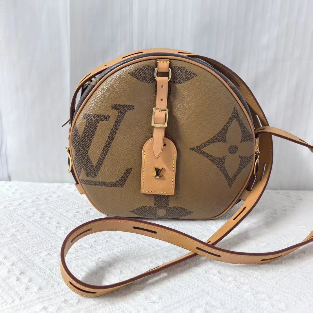 95新 LouisVuitton/路易威登 9新拼色大圆饼单肩包919 3768