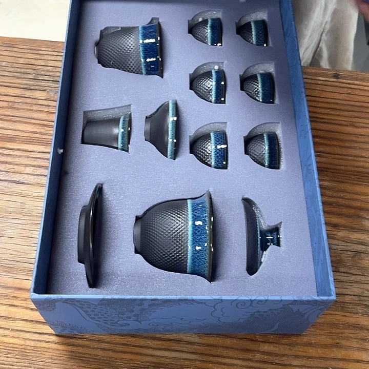 孤品茶具套装等。