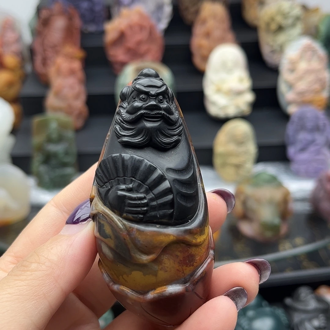 颈饰未镶嵌石英质玉