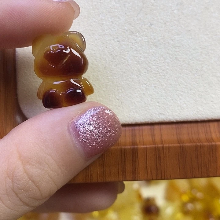 吊坠橄榄核大熊熊