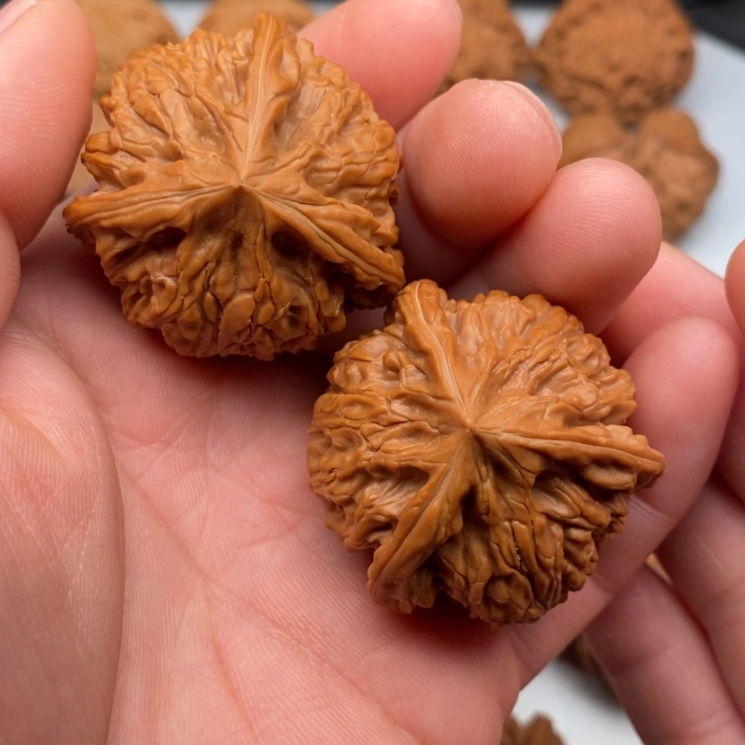 文玩核桃把件39+三棱