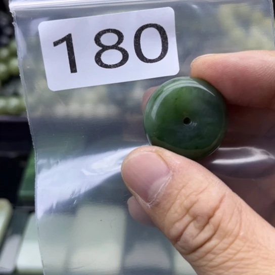 和田玉未镶嵌珠宝半成品