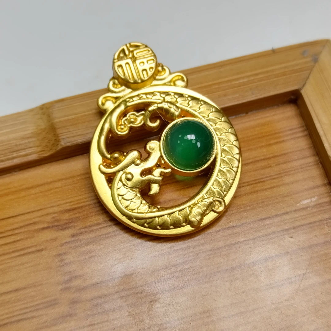 【活动】82飞龙在天龙牌极光绿玛瑙吊坠项链-合金-赠皮链